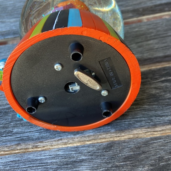 Candy Monster music snowglobe - Picture 5 of 5